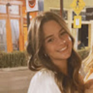 Meet your Posher, Carli